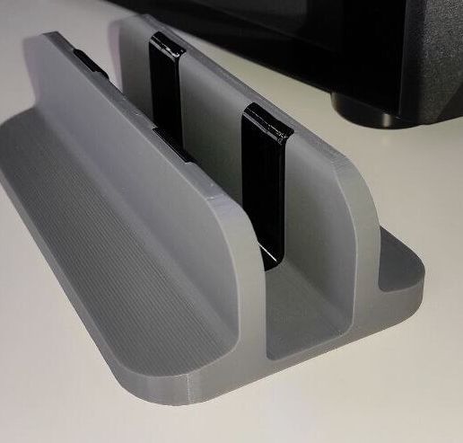 Laptop stand