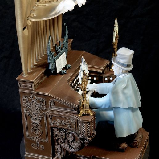 6.jpg Organ Player Victor Geist, Haunted Mansion, Disneyland (Anaheim Version) 16.5 inches, 42 cm tall