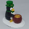 penguin-st-patrick-with-pot1.jpg St. Patrick's Day Penguin with Pot O' Gold