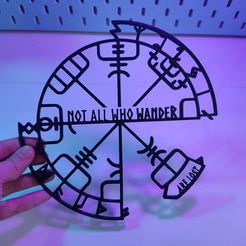 IMG_20231108_160838.jpg Vegvisir mit dem Satz "Nicht alle, die wandern, sind verloren".