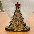 24.jpeg ✨ Shimmering Christmas Tree / Napkin Holder – Halogenic Smooth Plate Magic! 🎄✨