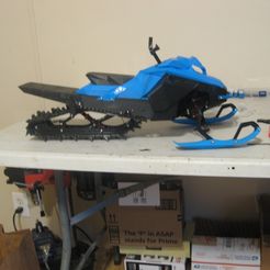 SkeeRide -- RC Snowmobile