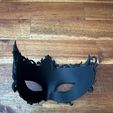 bac853a3-1e25-4f79-a5db-9104f2d062bd.jpg 🎭 Venezianische Maske - Verziertes dekoratives Design