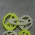 IMAG4164.jpg Elliptical Gear Set with connecting links.