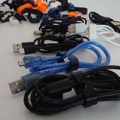 a5b543df-08c5-4d44-8dc8-0c1b1bd6deaf.JPG Free STL file Cable Clip・Model to download and 3D print