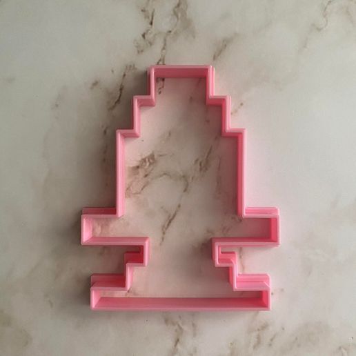 cutting cake 3D model