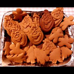 1.jpg The Christmas cookie cutters