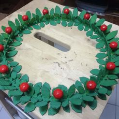 44d2b0e2988f8420308137f6d45ed692_display_large.jpg Free STL file Maker Christmas wreath・3D printing model to download