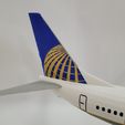 tail.jpg 1-50 United Airlines 737-900