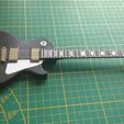 IMG_20220203_132935.jpg Gibson Les Paul Guitar Model