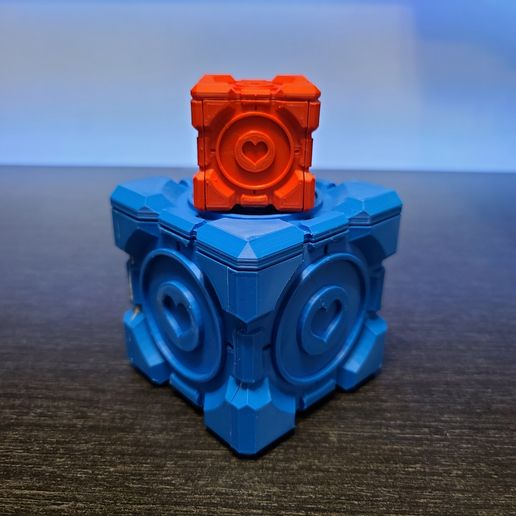 Download free STL file Portal Companion Cube Box • 3D printable model ...