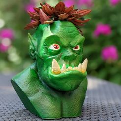 Cartoon-Style_Orc_Planter_4.jpg STL-Datei Cartoon-Style Orc Planter kostenlos・3D-Druck-Vorlage zum herunterladen
