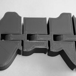 IMG_1068.jpg Free STL file Flexible Gaming Controller・3D printable object to download