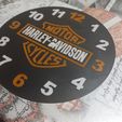 20240418_202014.jpeg HORLOGE MURALE BICOLORE HARLEY DAVIDSON