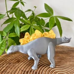 964FDB2F-85AD-4F0A-8FB0-04FD7DBEBCFF.jpg Archivo STL Plato Snack Nachosaurus - Dinosaurio Estegosaurio・Objeto de impresión 3D para descargar