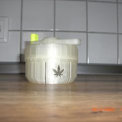 Bild_5.jpg Herb grinder with pollum compartment and (optional) hand crank
