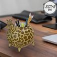 1.jpg Chubby Giraffe with Pen Holder Version Included