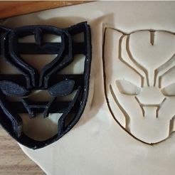 edaba00361c49a7ffcf98ec14da2d59f_preview_featured.jpg Free STL file Black Panther Cookie cutter・3D print model to download