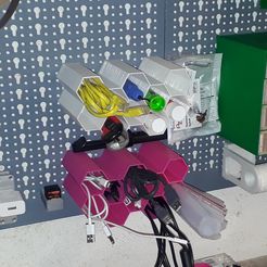 20181213_143828.jpg Free STL file Cable and Tool Hive for pegboard, brand: Küpper (Hornbach)・3D printer model to download