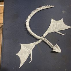 Super Shenron gegliedert
