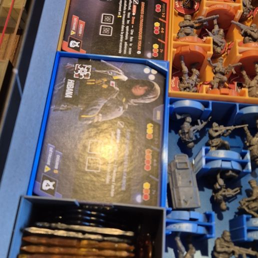 20240606_204950.jpg 6 Siege the Boardgame insert