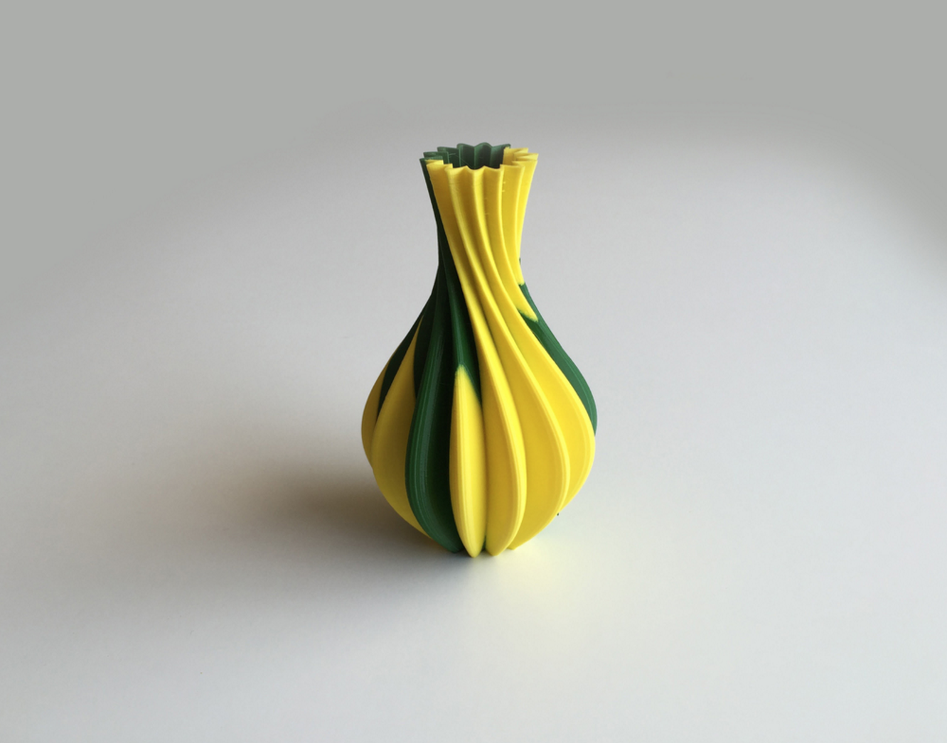Capture_d_e_cran_2016-09-05_a__14.09.34.png STL-Datei Starelt Vase (Doppelextrusion / 2 Farben) herunterladen • 3D-Drucker-Vorlage, David_Mussaffi