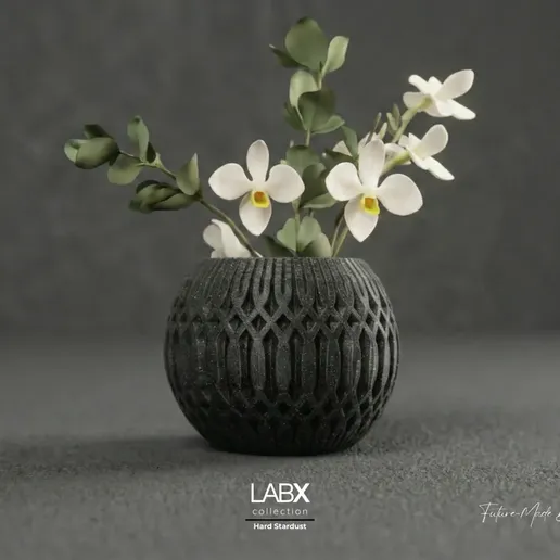 Hard Stardust – Sharp Geometric Decorative Pot