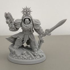 Capitaine du QG d'assaut lourd des Fils de Spartania (pré-supposé)