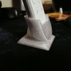IMG_20210117_203438.jpg STL-Datei Google Chromecast Remote Stand kostenlos・Modell für 3D-Druck zum herunterladen