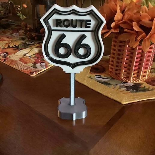 Route-66.jpg Señal de tráfico de la Ruta Histórica 66