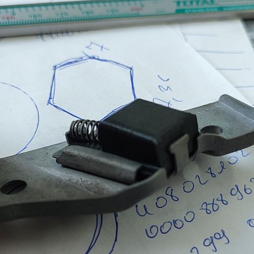 Subaru Legacy trunk door latch