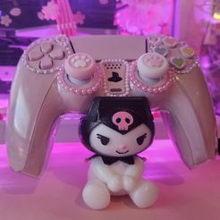 349526745_974268590418627_4440001097385473398_n.jpg STL-Datei Kuromi Halter Ps5 Controller・3D-Drucker-Vorlage zum herunterladen