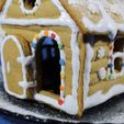 IMG_0826.JPG Gingerbread house (cookie cutters)