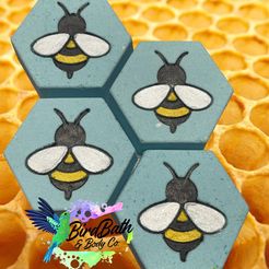 beemouldsamplehannah.jpg Файл STL Форма для бомбочек для ванны Hybrid Hexagon Bee - КОММЕРЧЕСКАЯ ЛИЦЕНЗИЯ・Модель для загрузки и 3D-печати