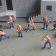 13c6ffc2-b48c-4c23-b727-456313dec47f.jpg HO Scene - Workers 1