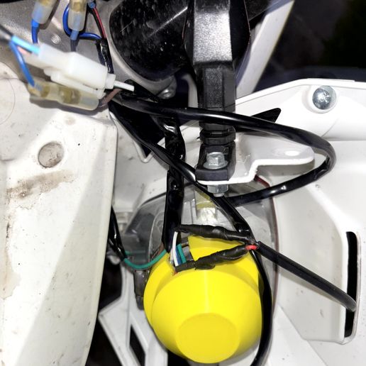 IMG_6074.jpg Support de phare à LED pour Beta RR