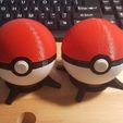 20160421_175844.jpg Pokeball, with magnetic clasp (alternate)
