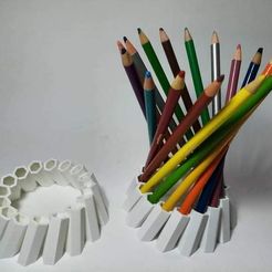 1604466043206.jpg Fichier STL gratuit Porte-crayon à spirale・Objet imprimable en 3D à télécharger