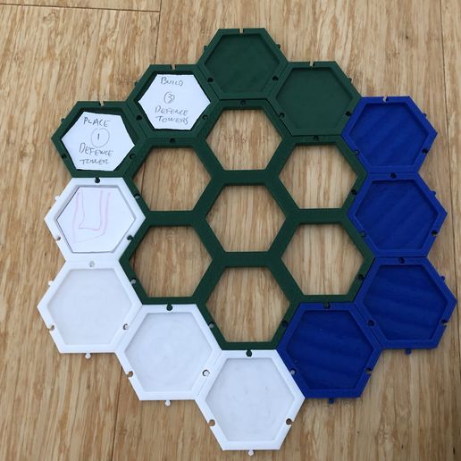 game1.jpg Baldosas hexagonales encajables para juegos de mesa, Dragones y Mazmorras, mapas, etc.