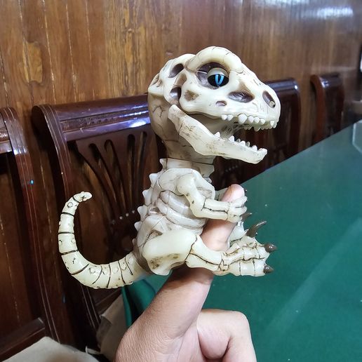 💀 Fingerlings Untamed Bonehead Skeleton T Rex・ STL File for ・Cults
