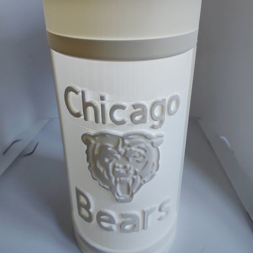 IMG20230831082009.jpg Garrafa de vinho com litofane dos Chicago Bears