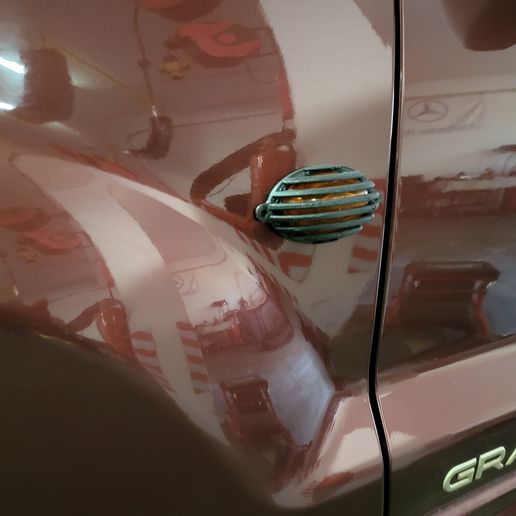 20220117_152004.jpg Jeep Grand Cherokee turn signal protector