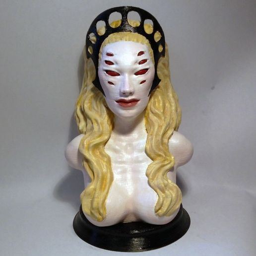 Bust of The Stalk from the comic Saga: Large split version - 3D model önizlemesi