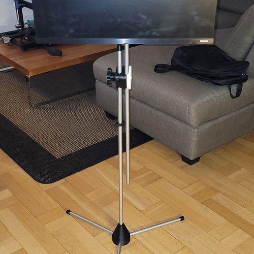 20230206_212652.jpg Display stand