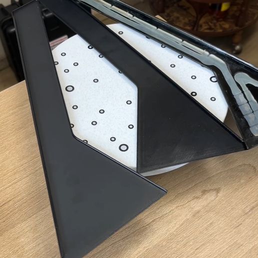 IMG_4458.jpg Peugeot 508 Moulure d'habillage de vitre de porte arrière 9671182877