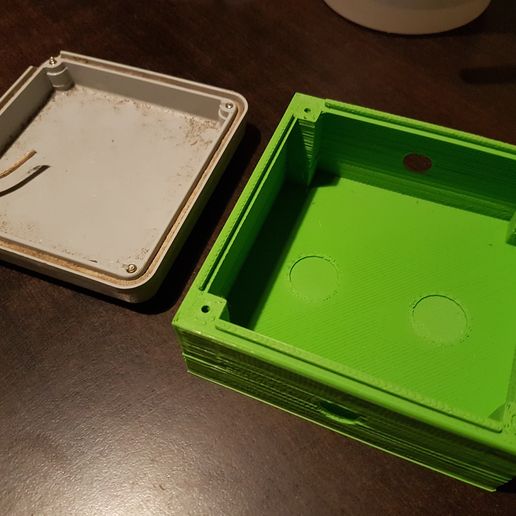 20180910_062025.jpg Boite dérivation / Junction box