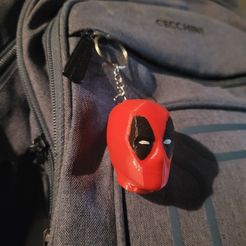 20240329_003610.jpg DeadPool Keychain