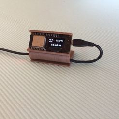 IMG_3993.JPG Archivo STL gratis soporte de placa esp32・Plan de impresión en 3D para descargar