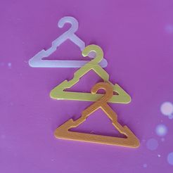 0.jpg STL file Doll Clothes Hanger ,Barbie ,Rainbow high doll , Doll Furniture・3D printer model to download