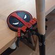 DP-Queuehalter-1.jpg Deadpool cue holder for the table